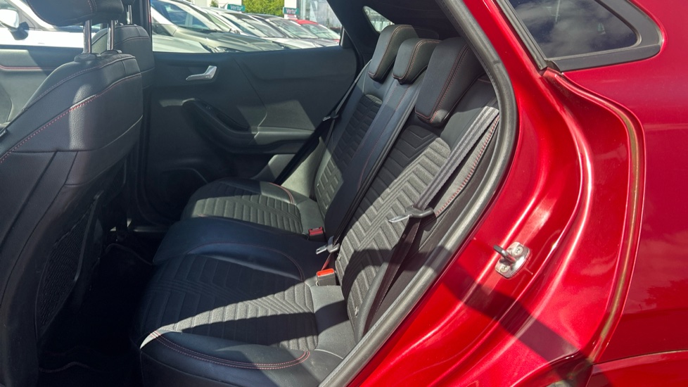 Ford Puma 1.0 EcoBoost Hybrid mHEV 155 ST-Line X 1st Ed+ 5dr Petrol Hatchback - Image 16