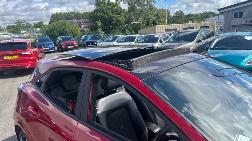 Ford Puma 1.0 EcoBoost Hybrid mHEV 155 ST-Line X 1st Ed+ 5dr Petrol Hatchback - Image 35