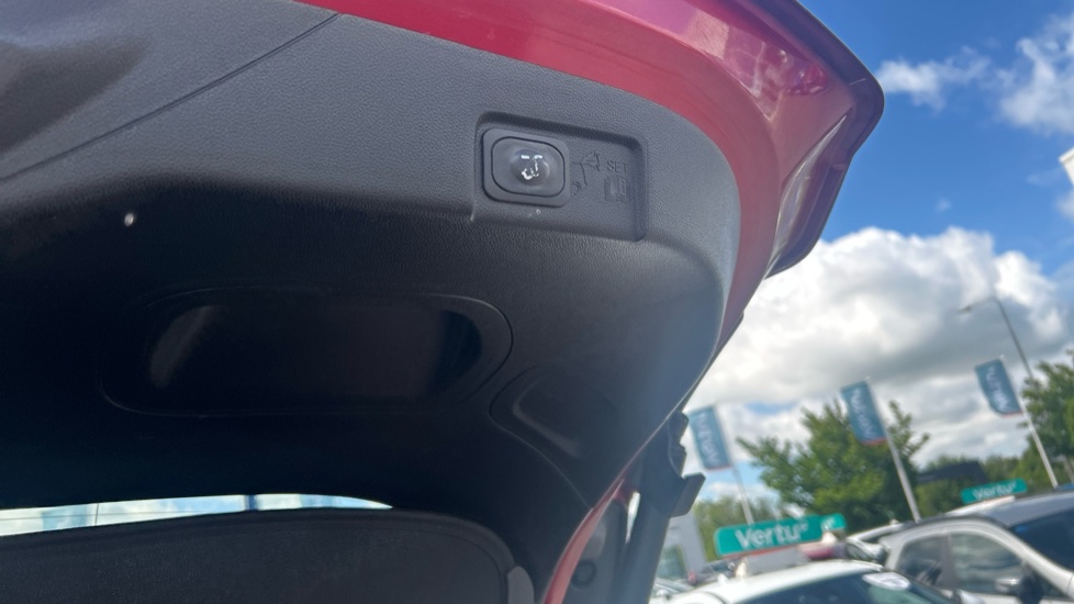 Ford Puma 1.0 EcoBoost Hybrid mHEV 155 ST-Line X 1st Ed+ 5dr Petrol Hatchback - Image 36