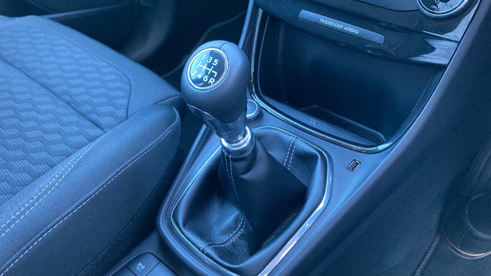 Ford Puma 1.0 EcoBoost Titanium 5dr Petrol Hatchback - Image 13