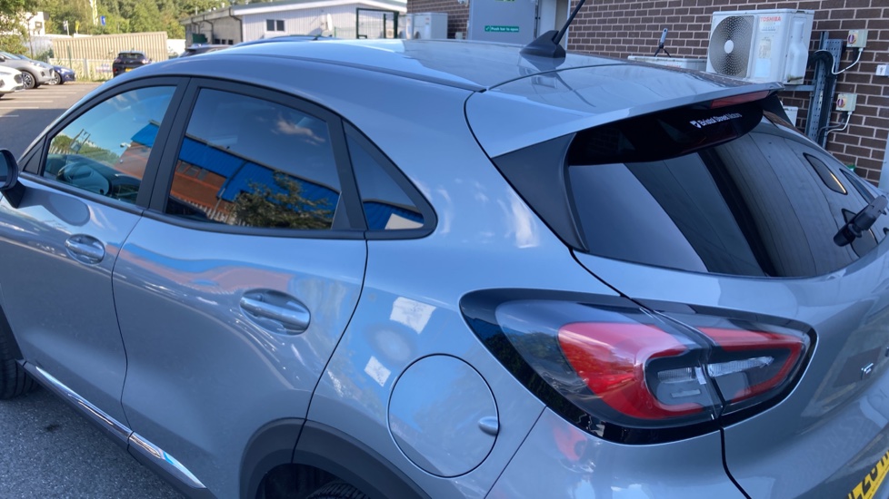 Ford Puma 1.0 EcoBoost Titanium 5dr Petrol Hatchback - Image 38