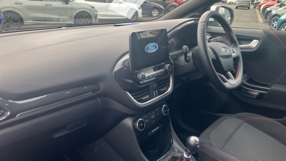 Ford Puma 1.0 EcoBoost Hybrid mHEV ST-Line 5dr Petrol Hatchback - Image 9