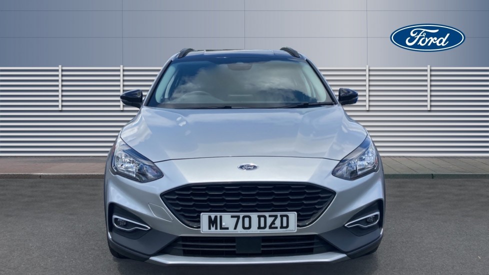 Ford Focus 1.0 EcoBoost 125 Active 5dr Petrol Hatchback - Image 3
