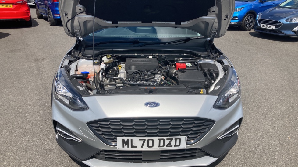 Ford Focus 1.0 EcoBoost 125 Active 5dr Petrol Hatchback - Image 8
