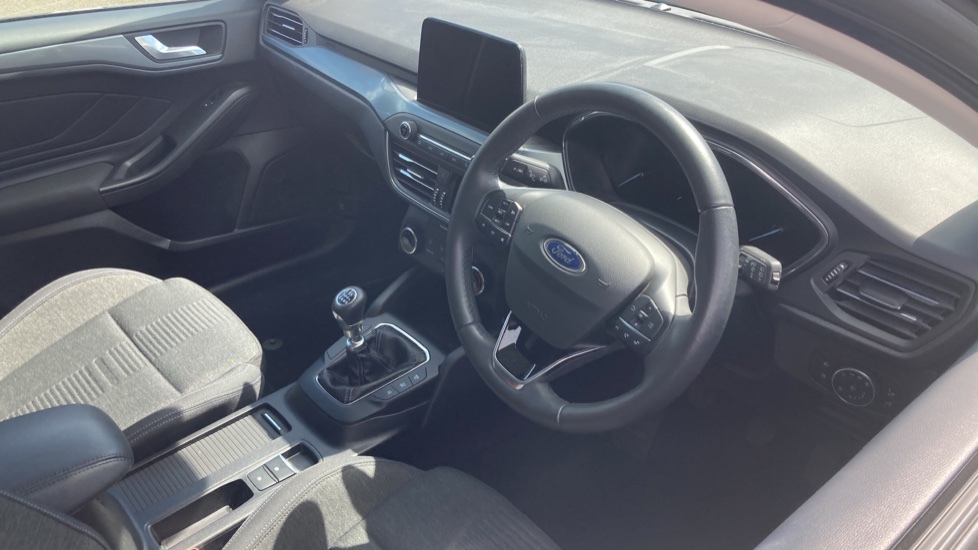 Ford Focus 1.0 EcoBoost 125 Active 5dr Petrol Hatchback - Image 11