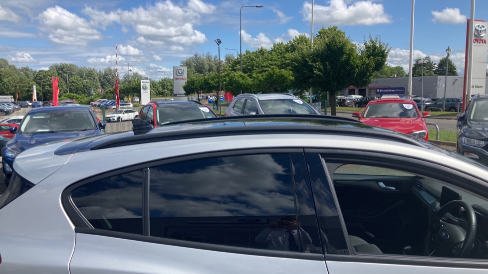 Ford Focus 1.0 EcoBoost 125 Active 5dr Petrol Hatchback - Image 22