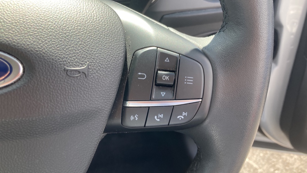 Ford Focus 1.0 EcoBoost 125 Active 5dr Petrol Hatchback - Image 26