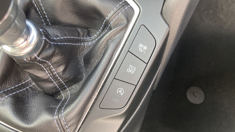 Ford Focus 1.0 EcoBoost 125 Active 5dr Petrol Hatchback - Image 33