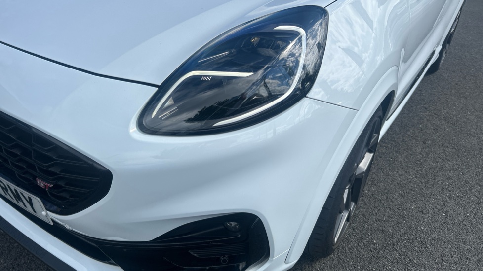 Ford Puma ST 1.0 EcoBoost Hybrid mHEV ST 5dr DCT Petrol Hatchback - Image 43