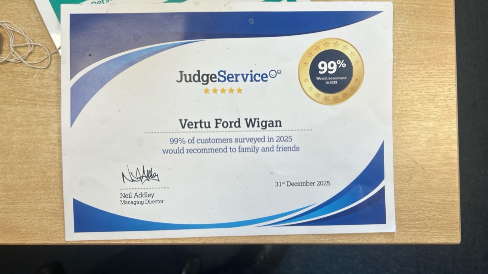 Ford Puma ST 1.0 EcoBoost Hybrid mHEV ST 5dr DCT Petrol Hatchback - Image 45