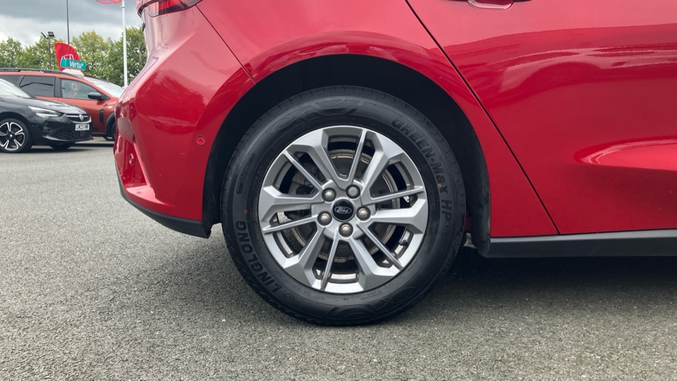 Ford Focus 1.0 EcoBoost Hybrid mHEV 155 Titanium 5dr Petrol Hatchback - Image 7
