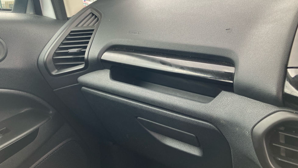 Ford EcoSport 1.0 EcoBoost 125 ST-Line 5dr Petrol Hatchback - Image 25
