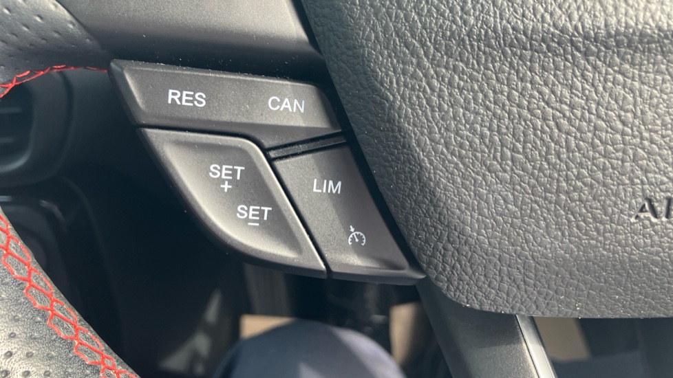 Ford EcoSport 1.0 EcoBoost 125 ST-Line 5dr Petrol Hatchback - Image 25