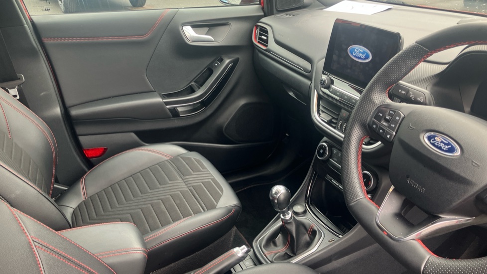 Ford Puma 1.0 EcoBoost Hybrid mHEV ST-Line X 5dr Petrol Hatchback - Image 14