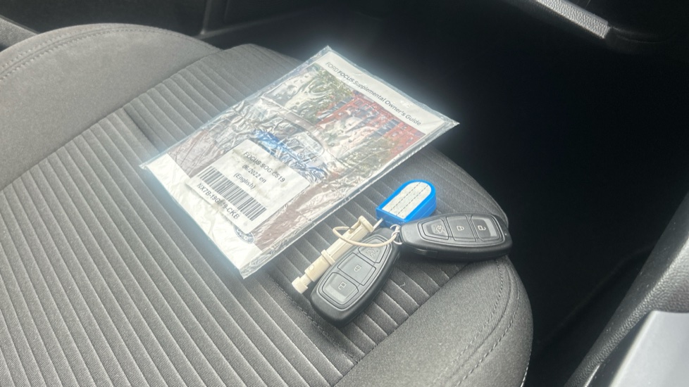 Ford Focus 1.0 EcoBoost Titanium 5dr Petrol Hatchback - Image 19