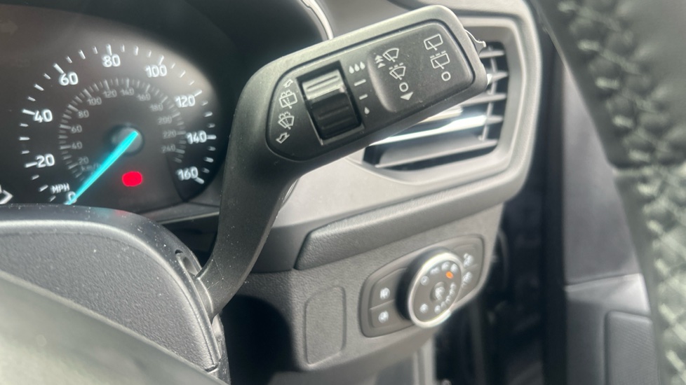 Ford Focus 1.0 EcoBoost Titanium 5dr Petrol Hatchback - Image 27
