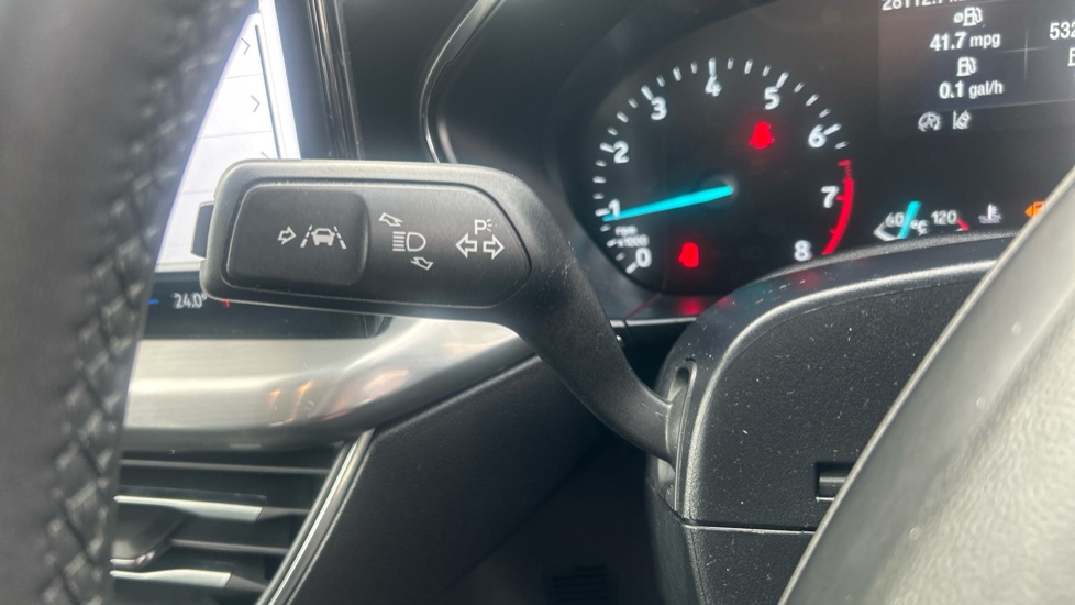 Ford Focus 1.0 EcoBoost Titanium 5dr Petrol Hatchback - Image 28