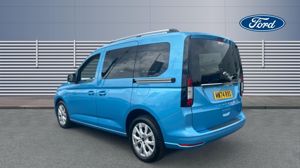 Ford Tourneo Connect 2.0 EcoBlue Titanium 5dr Auto Diesel Estate - Image 2