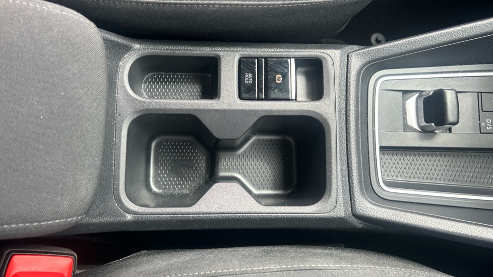 Ford Tourneo Connect 2.0 EcoBlue Titanium 5dr Auto Diesel Estate - Image 24