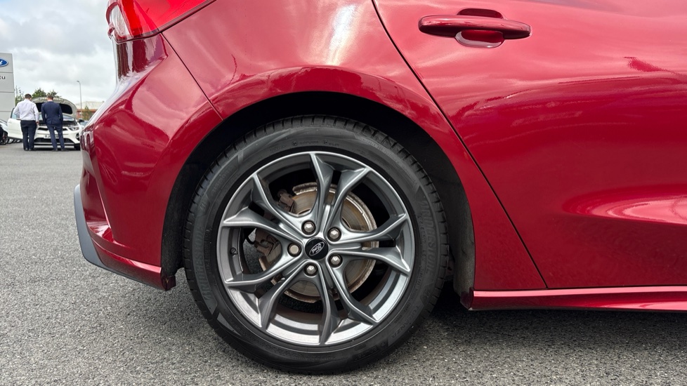 Ford Focus 1.0 EcoBoost 125 ST-Line 5dr Petrol Hatchback - Image 7