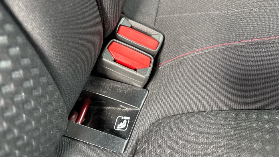 Ford Focus 1.0 EcoBoost 125 ST-Line 5dr Petrol Hatchback - Image 17
