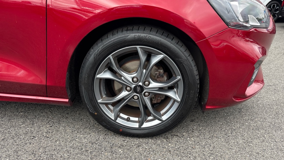 Ford Focus 1.0 EcoBoost 125 ST-Line 5dr Petrol Hatchback - Image 23