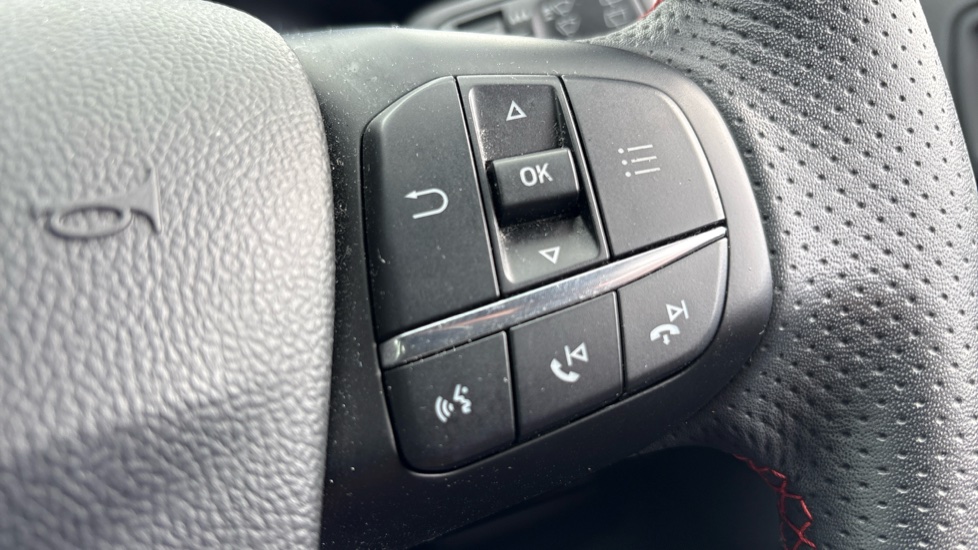 Ford Focus 1.0 EcoBoost 125 ST-Line 5dr Petrol Hatchback - Image 29