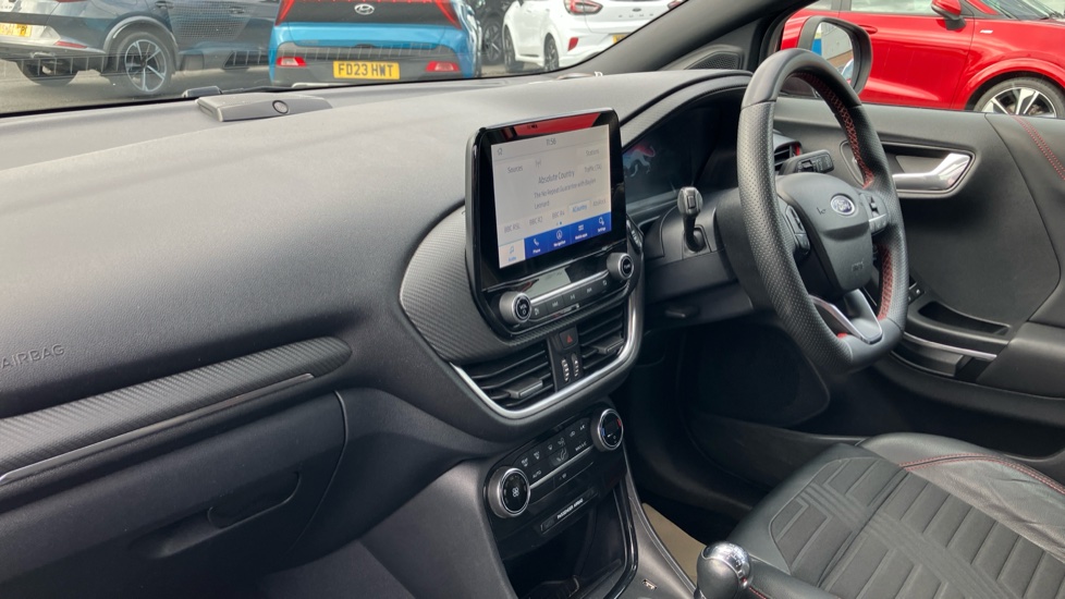 Ford Puma 1.0 EcoBoost Hybrid mHEV ST-Line X 5dr Petrol Hatchback - Image 9