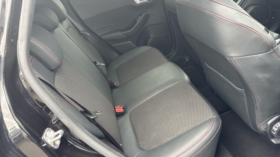 Ford Fiesta 1.0 EcoBoost Hybrid mHEV 125 ST-Line X Edition 5dr Petrol Hatchback - Image 16