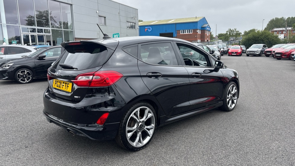 Ford Fiesta 1.0 EcoBoost Hybrid mHEV 125 ST-Line X Edition 5dr Petrol Hatchback - Image 23
