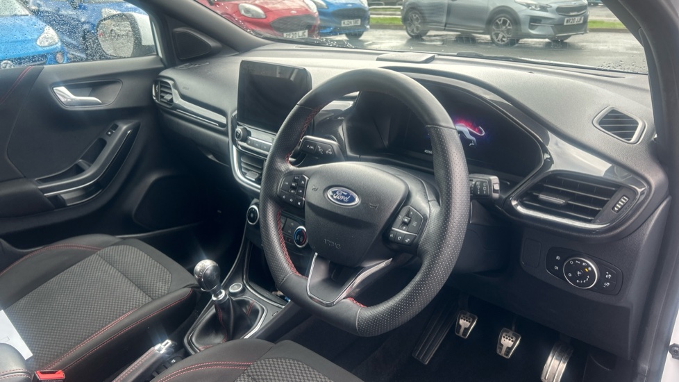 Ford Puma 1.0 EcoBoost Hybrid mHEV ST-Line 5dr Petrol Hatchback - Image 11