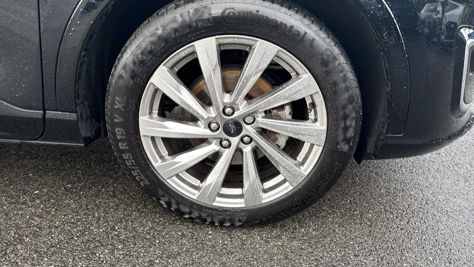 Ford Kuga 2.5 FHEV Vignale 5dr CVT Hybrid Estate - Image 27