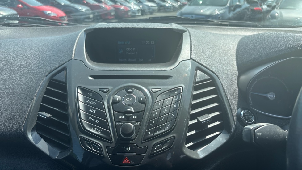 Ford EcoSport 1.5 TDCi 95 Titanium 5dr [17in] Diesel Hatchback - Image 12