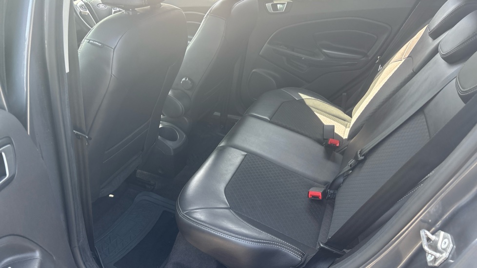 Ford EcoSport 1.5 TDCi 95 Titanium 5dr [17in] Diesel Hatchback - Image 16