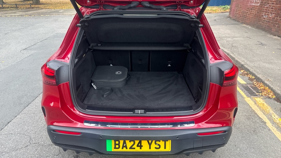 Mercedes-Benz Eqa 250+ 140kW AMG Line Prem Plus 70.5kWh 5dr Auto Electric Hatchback - Image 4