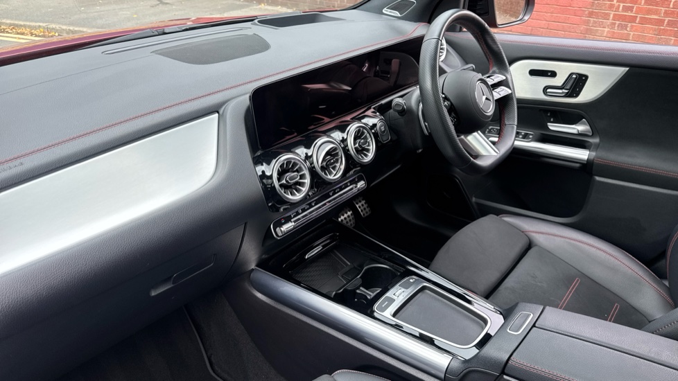 Mercedes-Benz Eqa 250+ 140kW AMG Line Prem Plus 70.5kWh 5dr Auto Electric Hatchback - Image 9