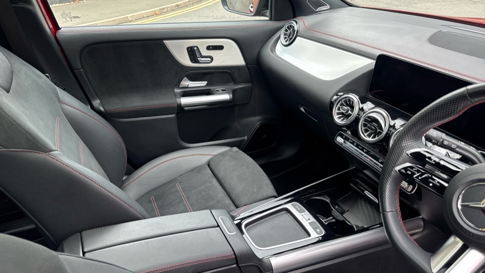 Mercedes-Benz Eqa 250+ 140kW AMG Line Prem Plus 70.5kWh 5dr Auto Electric Hatchback - Image 14