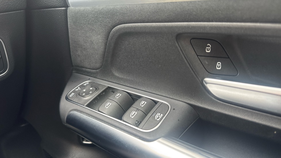 Mercedes-Benz Eqa 250+ 140kW AMG Line Prem Plus 70.5kWh 5dr Auto Electric Hatchback - Image 24