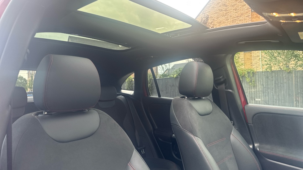 Mercedes-Benz Eqa 250+ 140kW AMG Line Prem Plus 70.5kWh 5dr Auto Electric Hatchback - Image 44