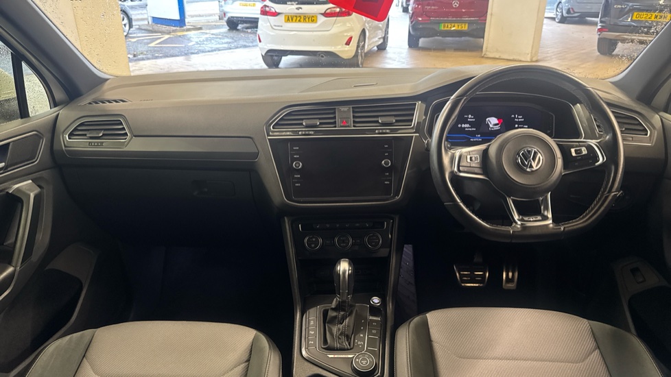 Volkswagen Tiguan 2.0 TDi 150 4Motion R-Line 5dr DSG Diesel Estate - Image 10