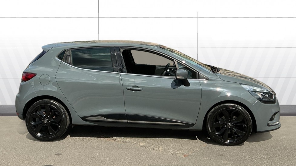 Renault Clio 0.9 TCE 90 Iconic 5dr Petrol Hatchback - Image 5