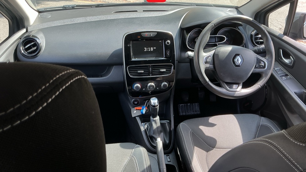 Renault Clio 0.9 TCE 90 Iconic 5dr Petrol Hatchback - Image 10