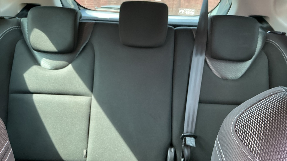 Renault Clio 0.9 TCE 90 Iconic 5dr Petrol Hatchback - Image 15