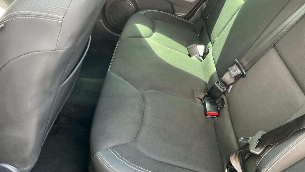 Renault Clio 0.9 TCE 90 Iconic 5dr Petrol Hatchback - Image 16