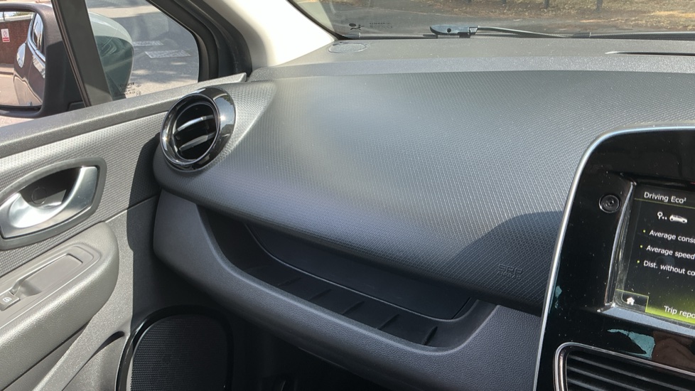 Renault Clio 0.9 TCE 90 Iconic 5dr Petrol Hatchback - Image 56
