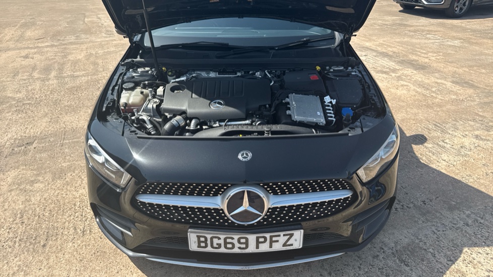 Mercedes-Benz A-Class A200d AMG Line 5dr Auto Diesel Hatchback - Image 8