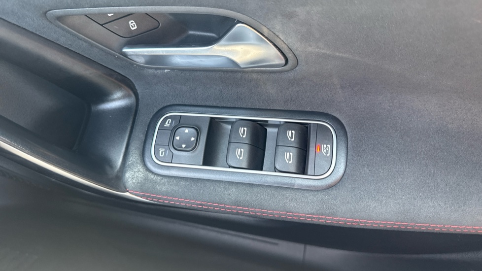Mercedes-Benz A-Class A200d AMG Line 5dr Auto Diesel Hatchback - Image 21