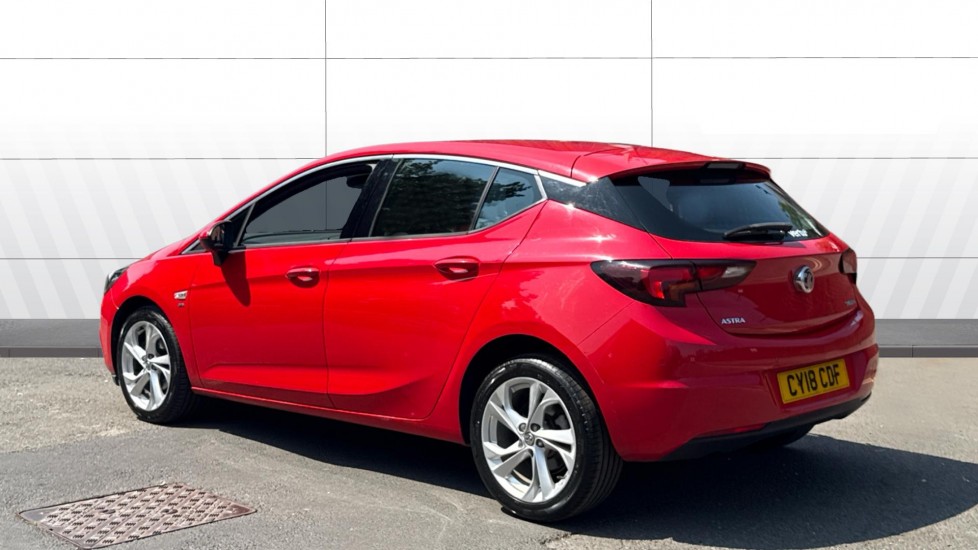 Vauxhall Astra 1.4T 16V 150 SRi 5dr Petrol Hatchback - Image 2