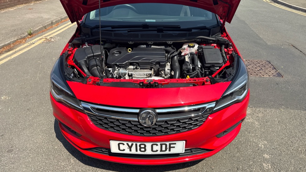 Vauxhall Astra 1.4T 16V 150 SRi 5dr Petrol Hatchback - Image 8