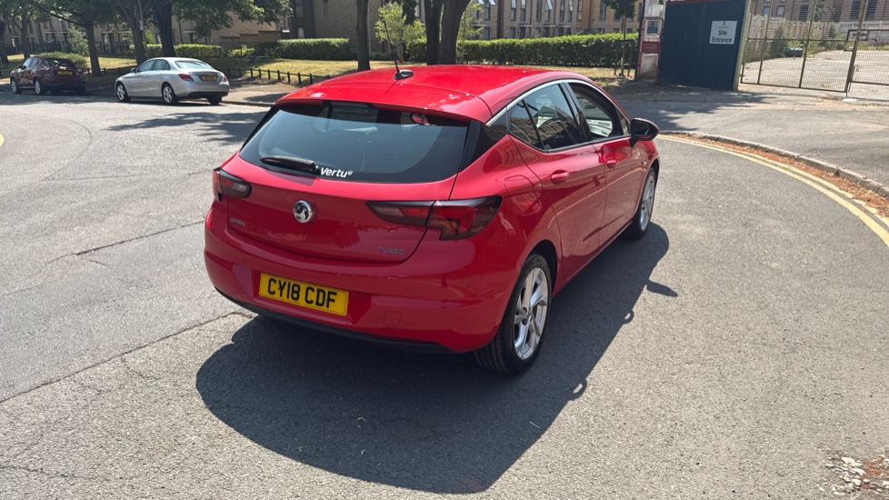 Vauxhall Astra 1.4T 16V 150 SRi 5dr Petrol Hatchback - Image 44